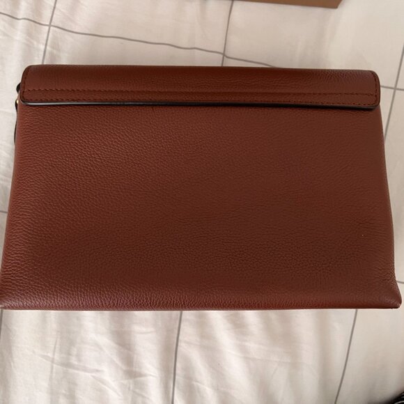 Burberry Note Medium Crossbody - Picture 2 of 11
